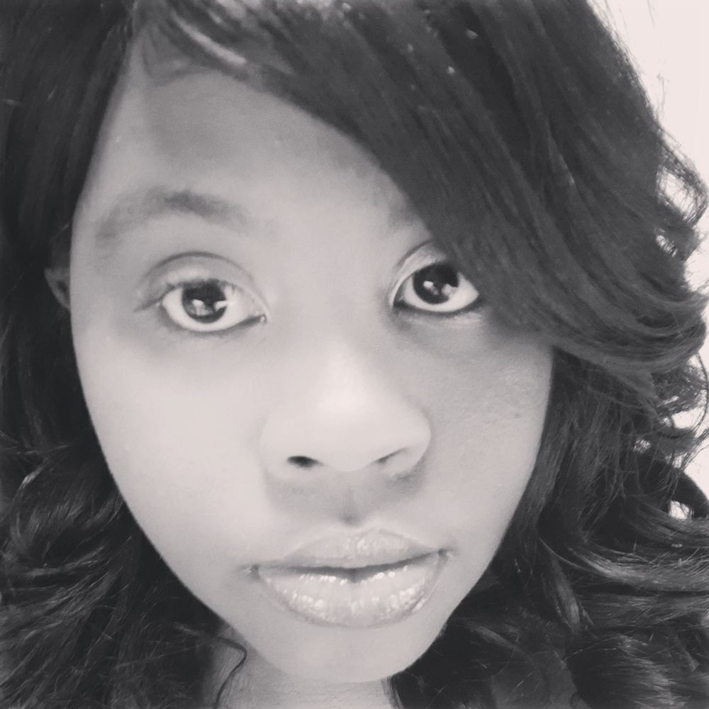 Meet your Posher, Raisa